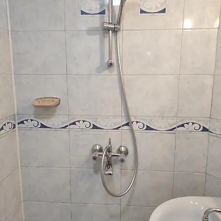 Lägenhet рибарска 8