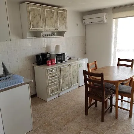 рибарска 8 * Süzebolu