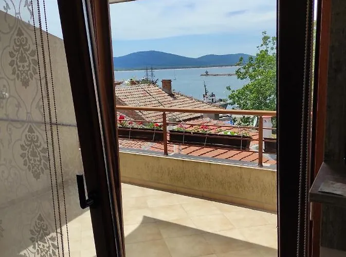 рибарска 8 Созополь