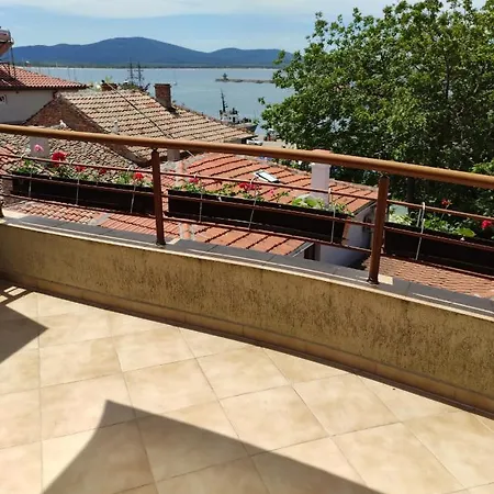 рибарска 8 *