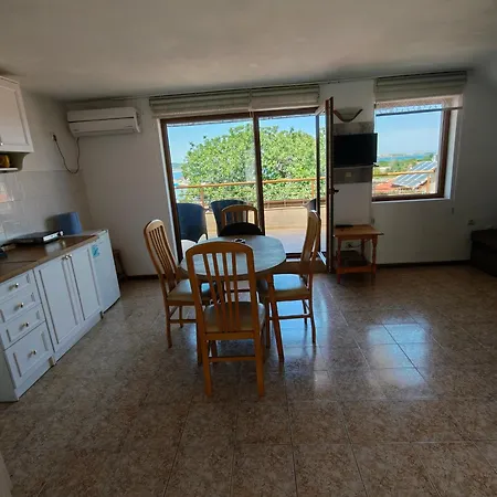 Apartment рибарска 8